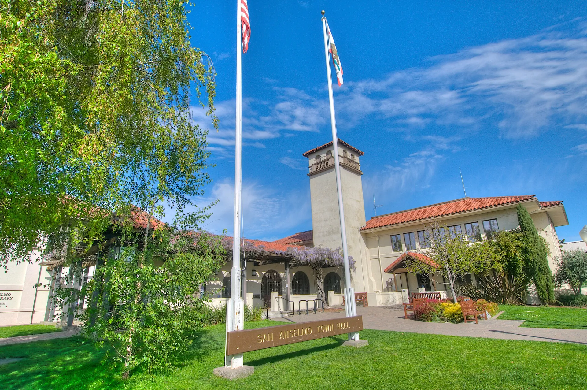 Towel cleaning for businesses in San Anselmo